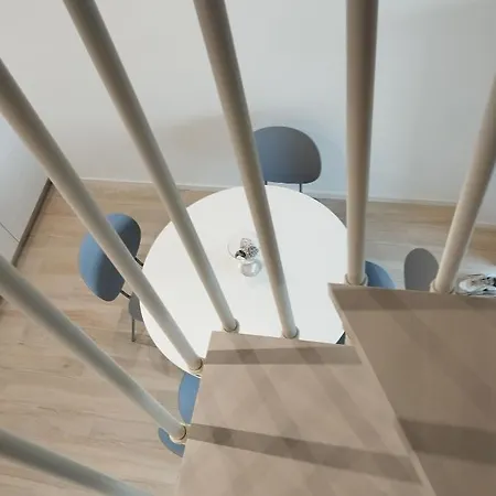 Apartment Llhome Elegante Monolocale Ristrutturato Con Posto Auto Coperto *