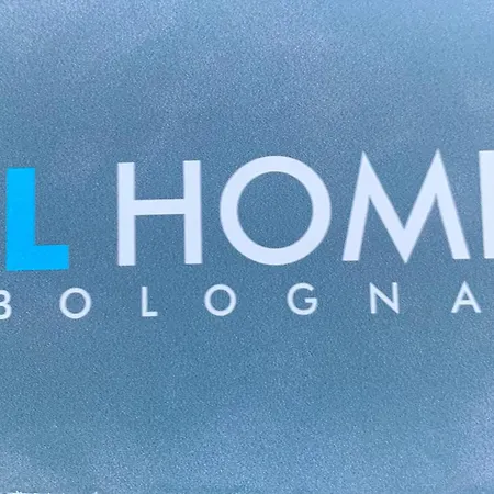 Apartment Llhome Elegante Monolocale Ristrutturato Con Posto Auto Coperto *