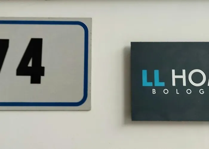 Llhome Elegante Monolocale Ristrutturato Con Posto Auto Coperto *