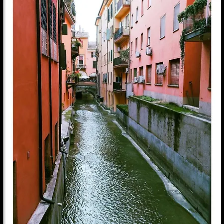 Llhome Elegante Monolocale Ristrutturato Con Posto Auto Coperto Apartamento