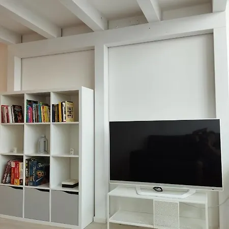 Llhome Elegante Monolocale Ristrutturato Con Posto Auto Coperto Lejlighed Bologna